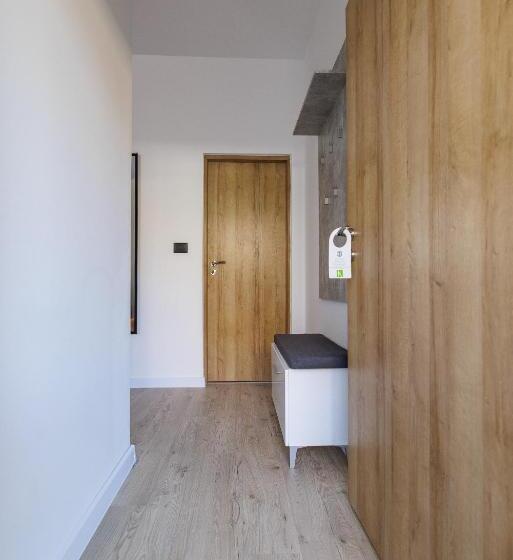 تختخواب و صبحانه Rooms Lišnić