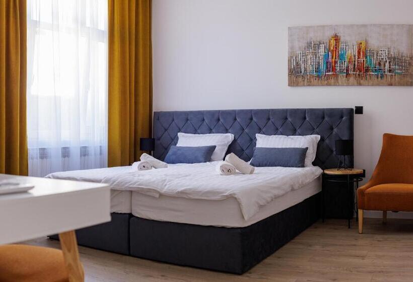 تختخواب و صبحانه Rooms Lišnić