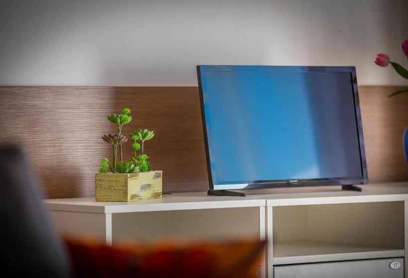 Holiday Home White House