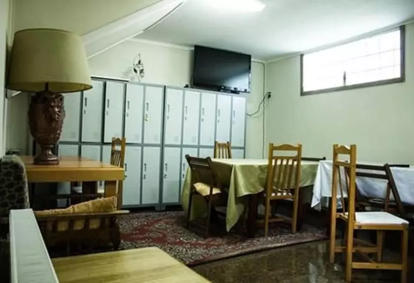 Hostal Chiloe   Hostel