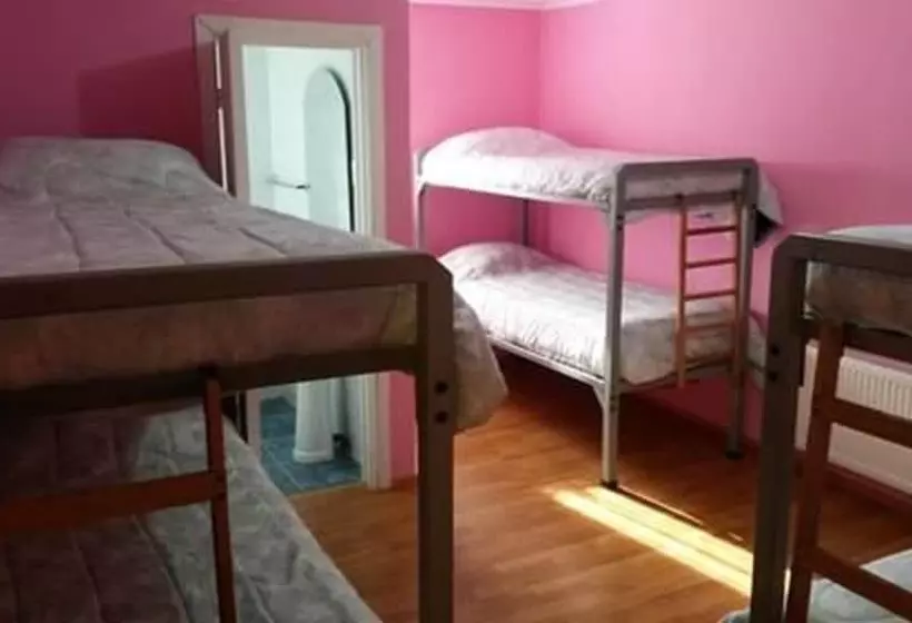 Hostal Chiloe   Hostel