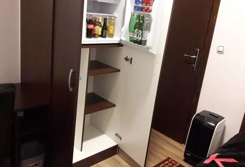 Hostel In Club