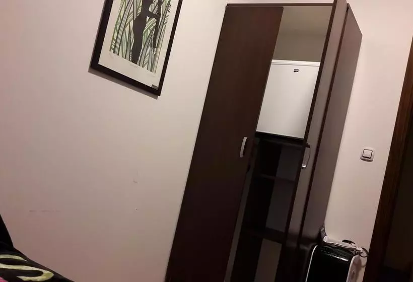 Hostel In Club