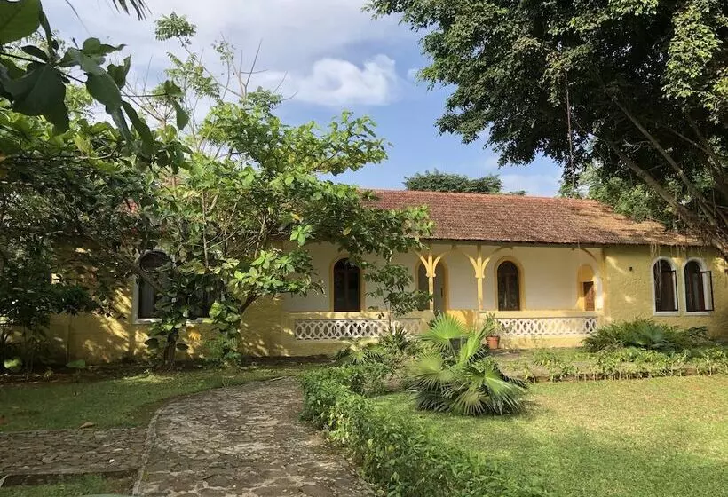 Belo Monte Hotel And Museum