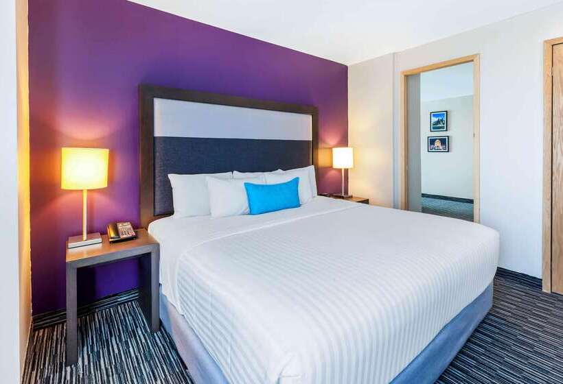 Chn Hotel Monterrey Aeropuerto, Trademark By Wyndham