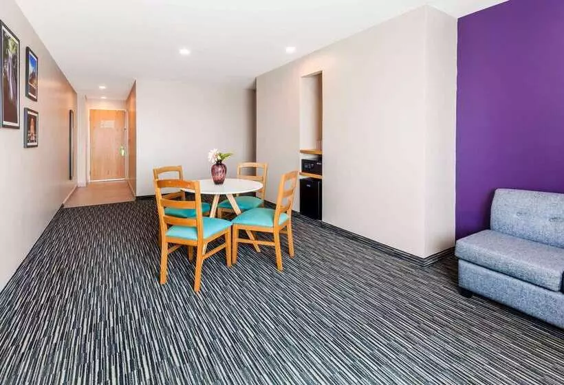 Chn Hotel Monterrey Aeropuerto, Trademark By Wyndham