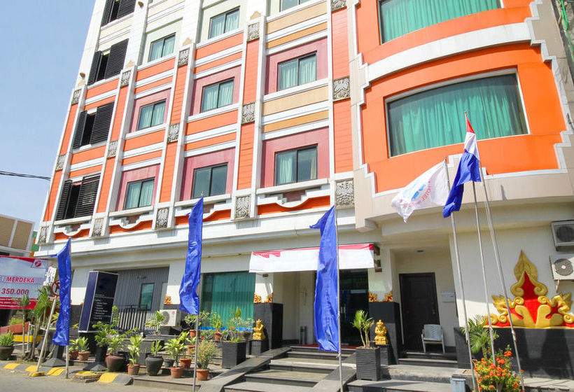 Fotos del hotel Denpasar Makassar:  15