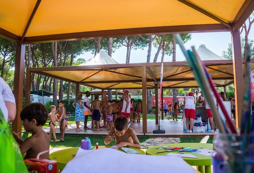 酒店 Holiday Village