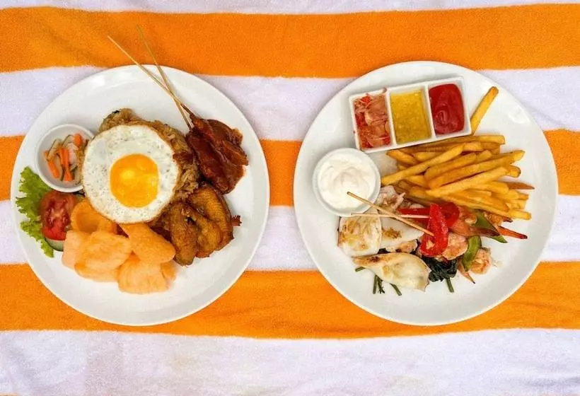 Hotelli The Point Surfcamp Bali