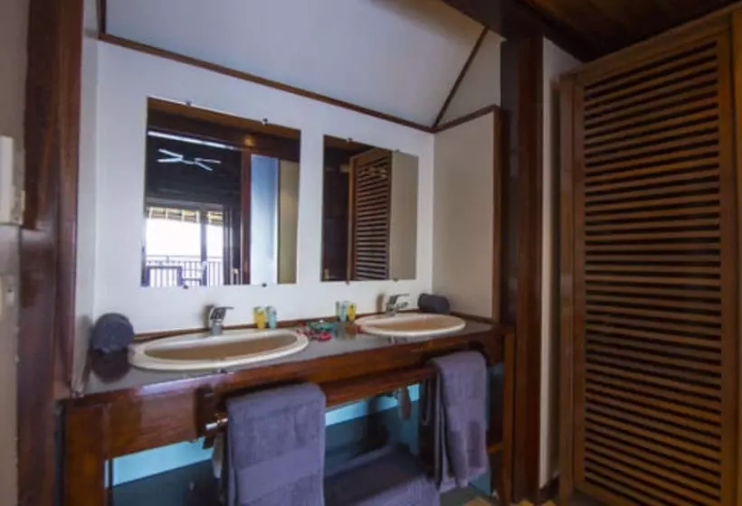هتل Oa Oa Lodge