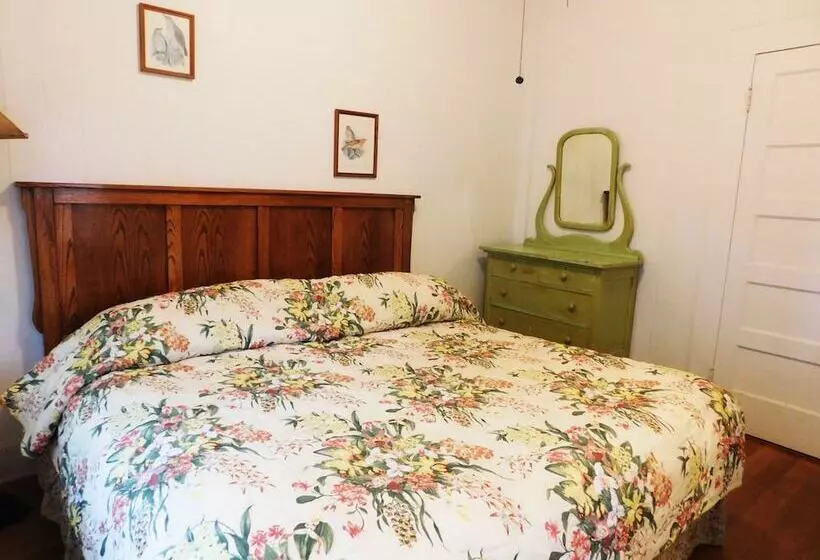 Hotelli Pahala Plantation Cottages