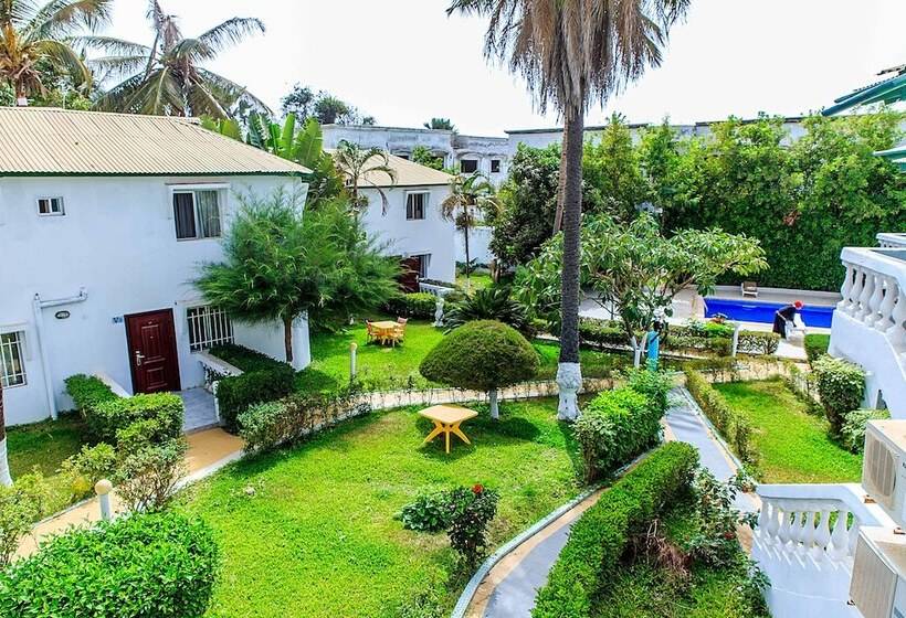 Hotel Paradise Suites