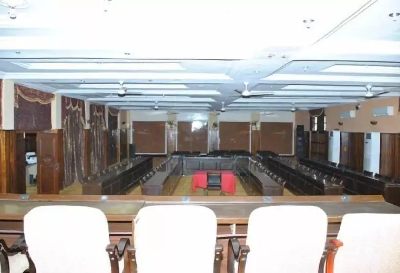 هتل Paradise Suites