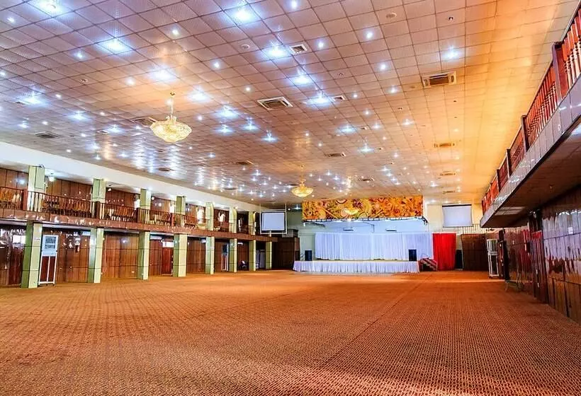 هتل Paradise Suites