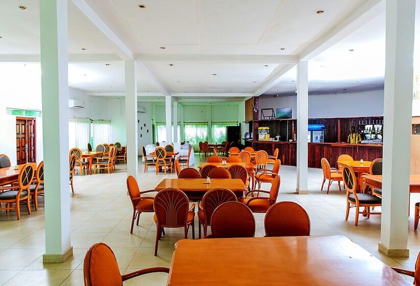 Hotel Paradise Suites