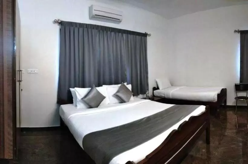 Hotelli Pp Residency