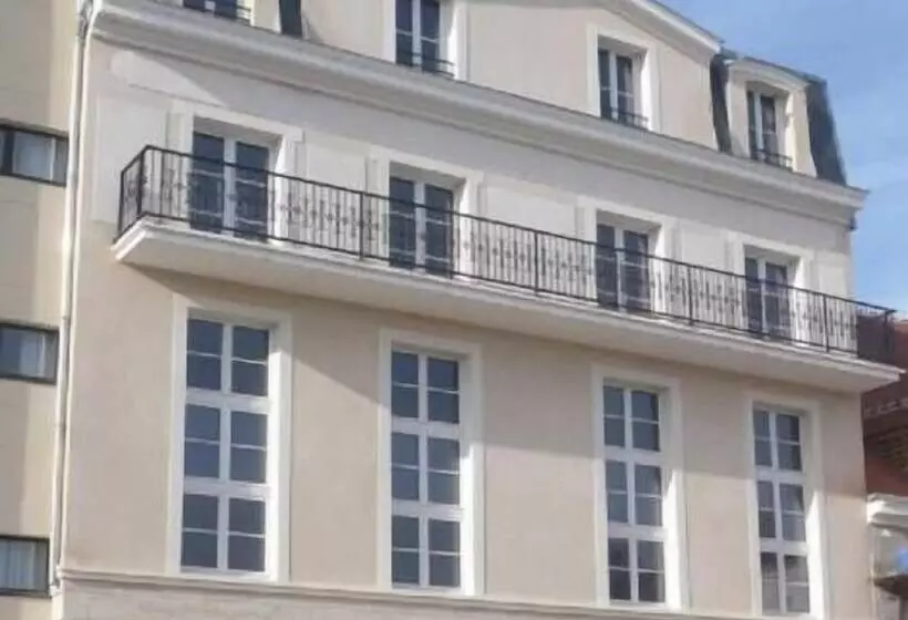 Hotelli Residence D Artagnan