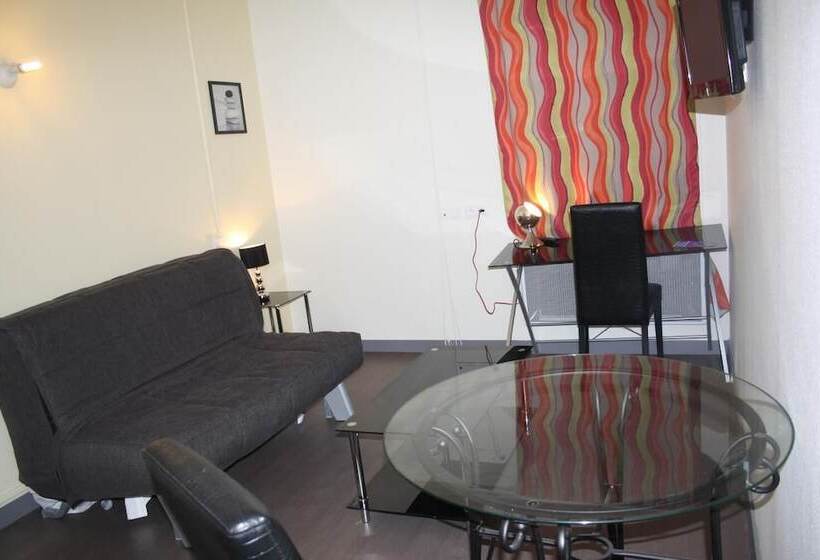 בית מלון כפרי Residence D Artagnan