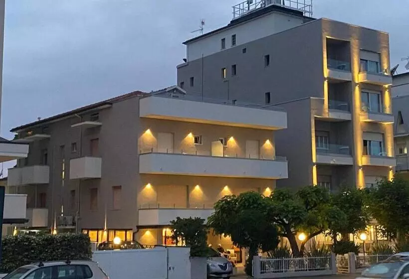 هتل Sedonia