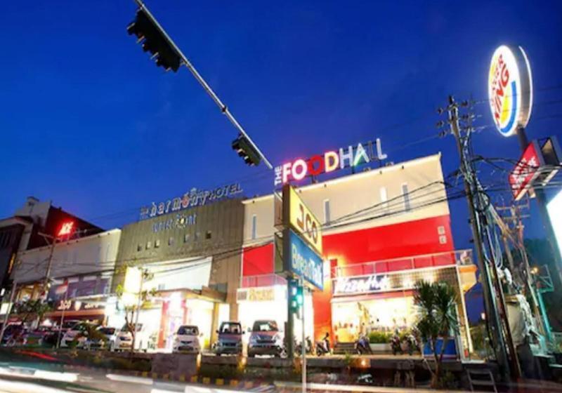 호텔 Sans Sunset Point Seminyak