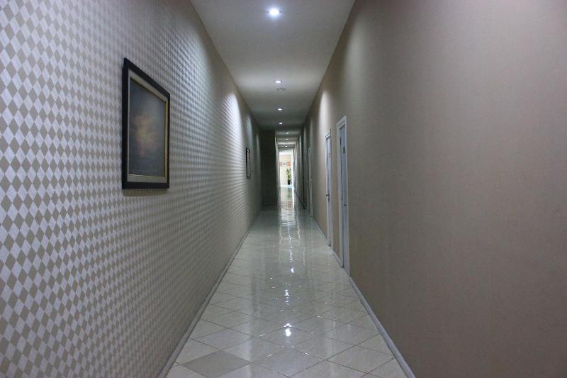 호텔 Sans Sunset Point Seminyak