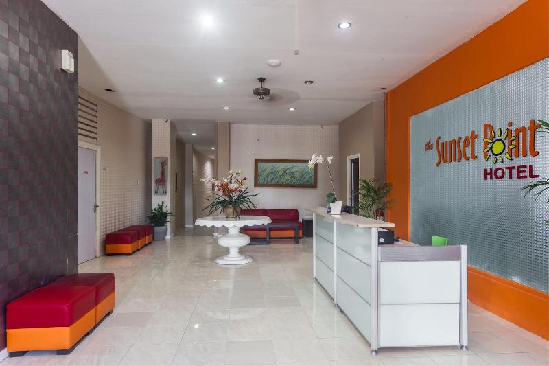 호텔 Sans Sunset Point Seminyak