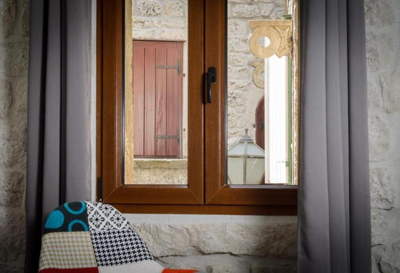 فندق Villa Kudelik Stone Story