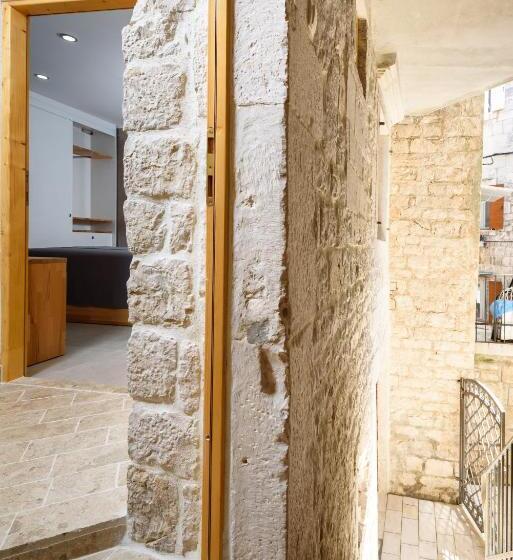 فندق Villa Kudelik Stone Story