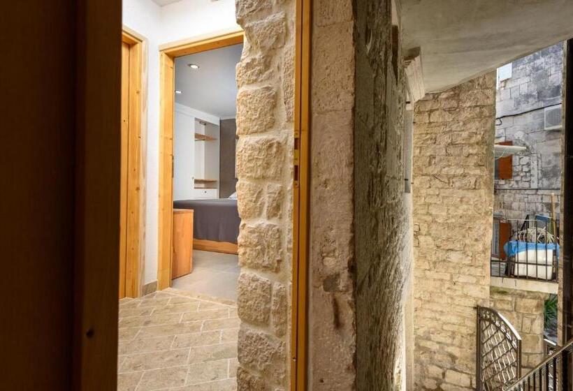 فندق Villa Kudelik Stone Story