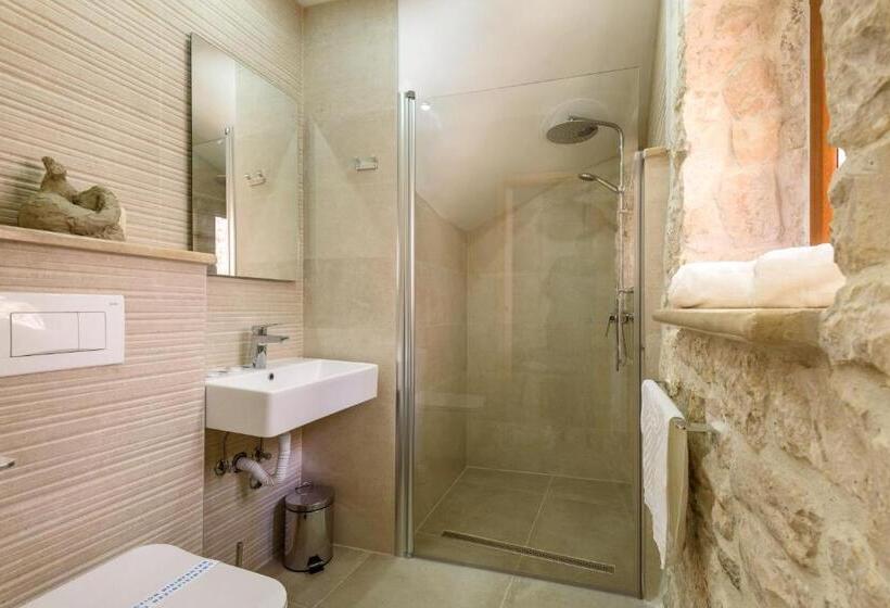 فندق Villa Kudelik Stone Story