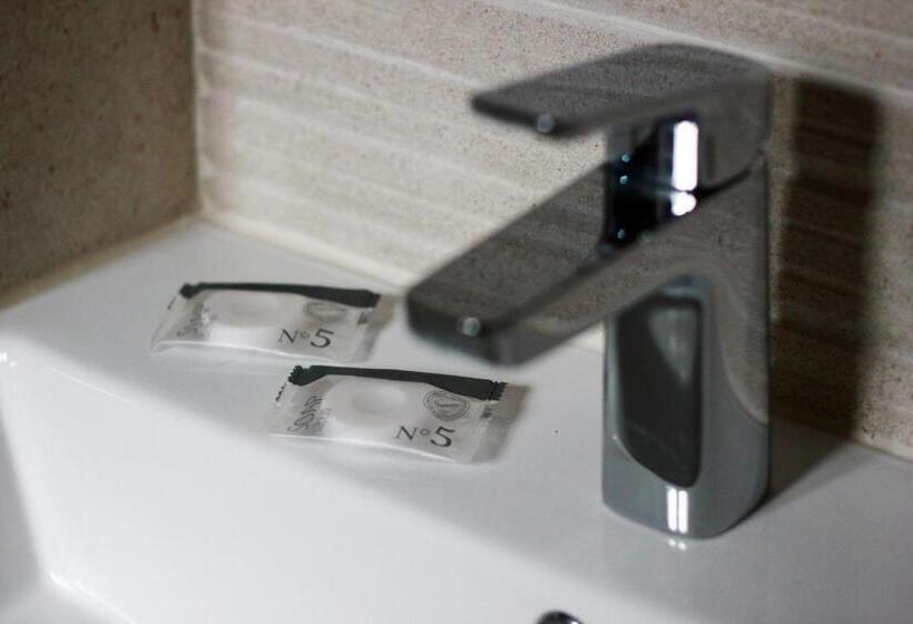 فندق Villa Kudelik Stone Story