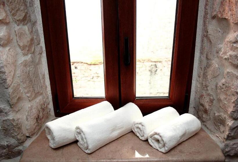 فندق Villa Kudelik Stone Story
