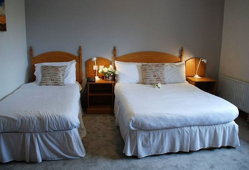 פנסיון Ferryport House B&b