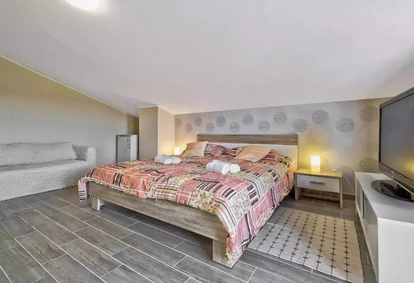 پانسیون Sobes Tea