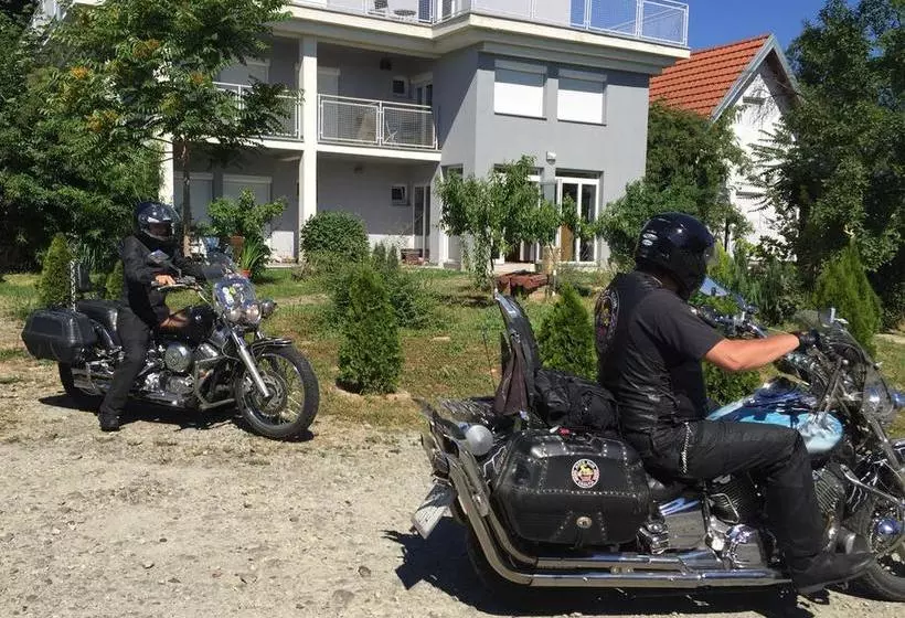 Majatalo Pansion Vila Vanda Vukovar