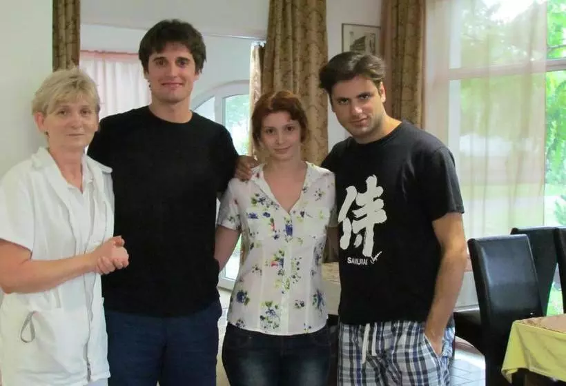 Majatalo Pansion Vila Vanda Vukovar