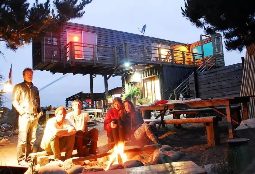 Sirena Insolente Hostel & Suites