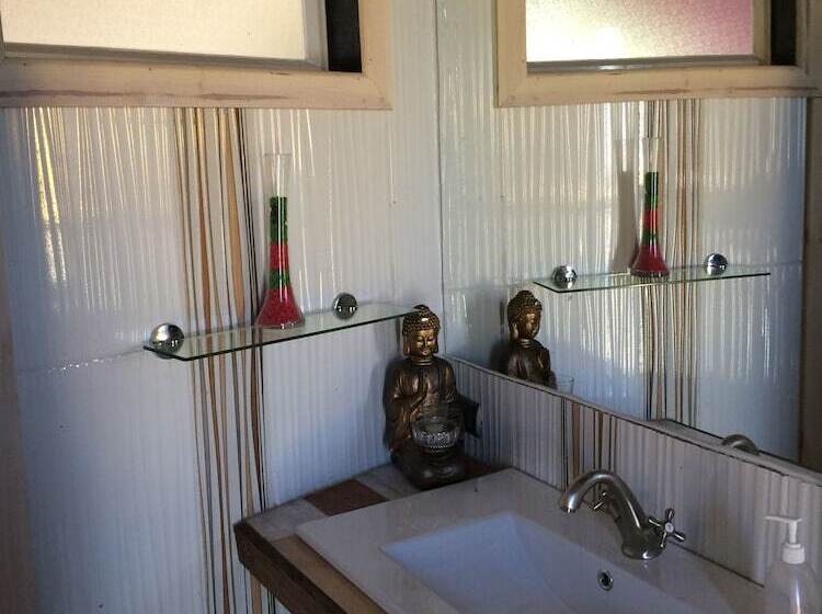 Sirena Insolente Hostel & Suites