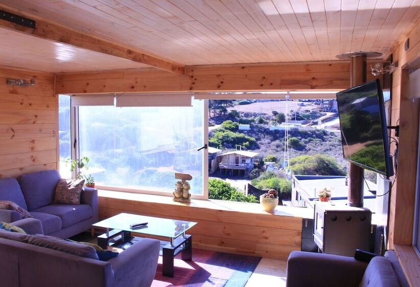 Sirena Insolente Hostel & Suites