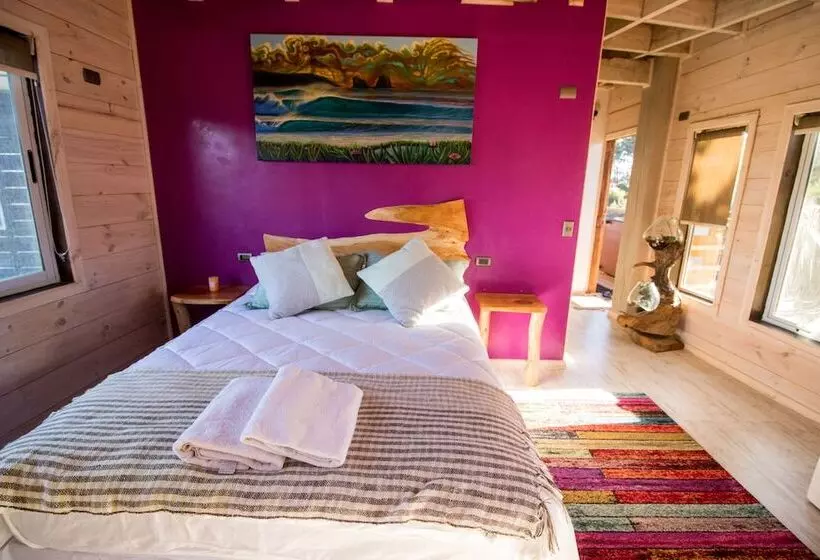 Sirena Insolente Hostel & Suites