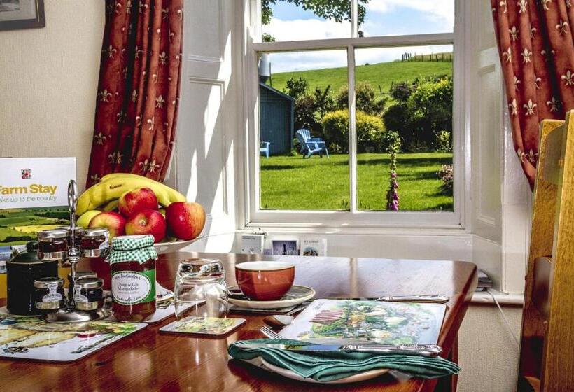 Wydon Farm Bed And Breakfast