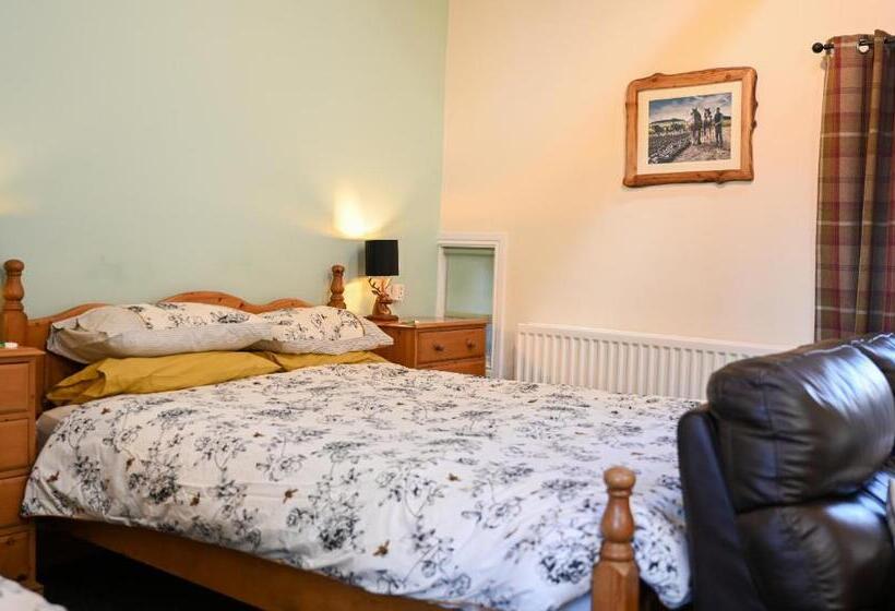 Wydon Farm Bed And Breakfast