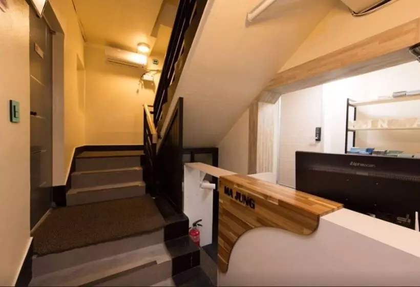 Majung Haus  Hostel
