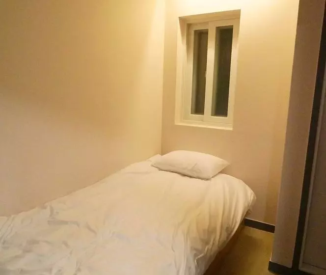 Majung Haus  Hostel