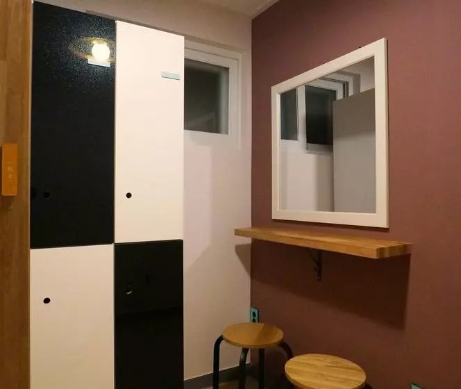 Majung Haus  Hostel