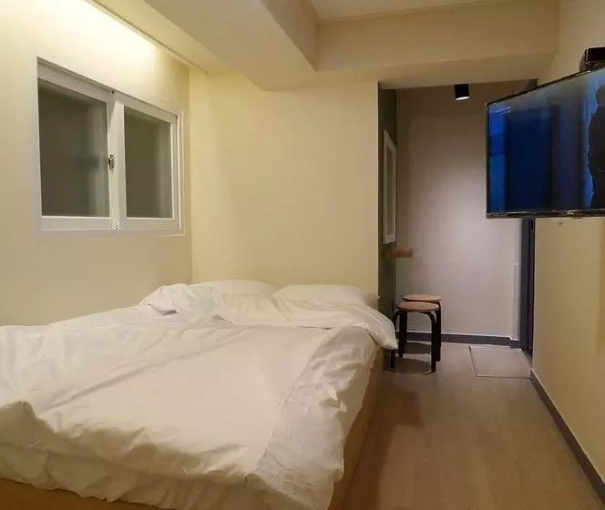 Majung Haus  Hostel