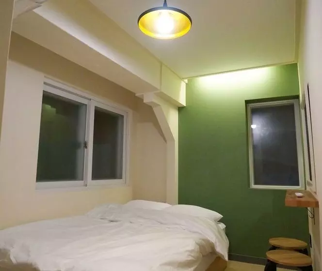 Majung Haus  Hostel