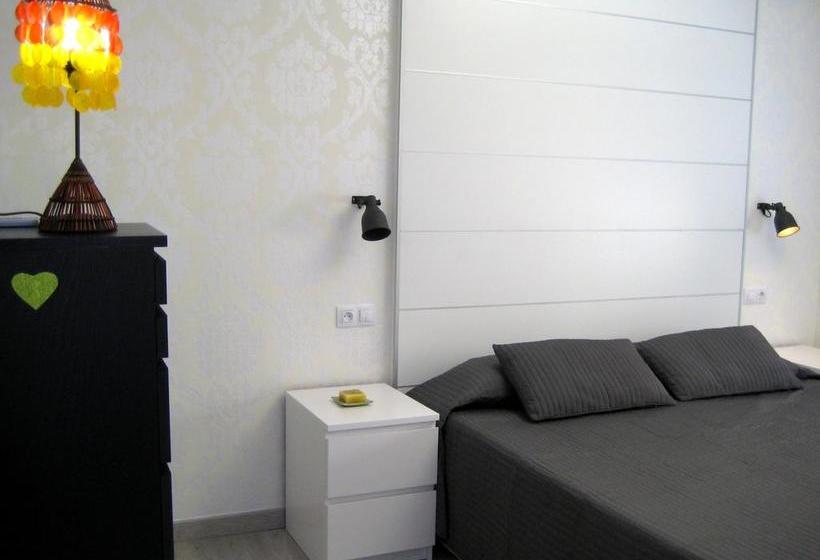 Apartamentos Lacy - Adults Only