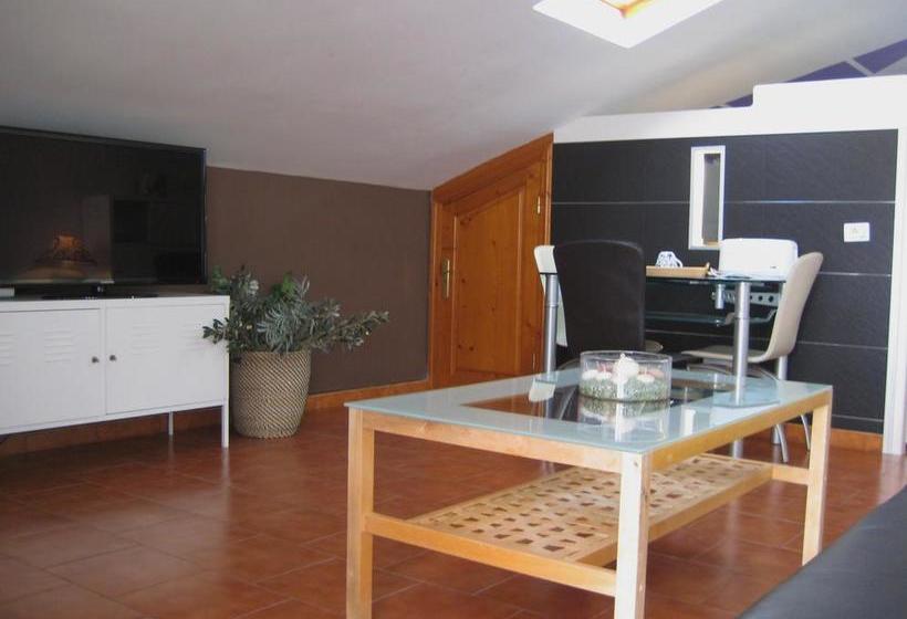 Apartamentos Lacy - Adults Only