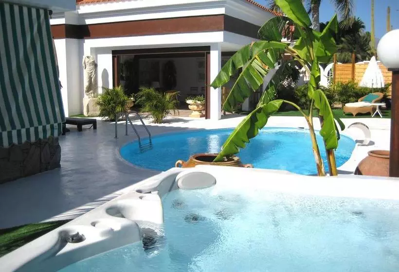 Apartamentos Lacy - Adults Only